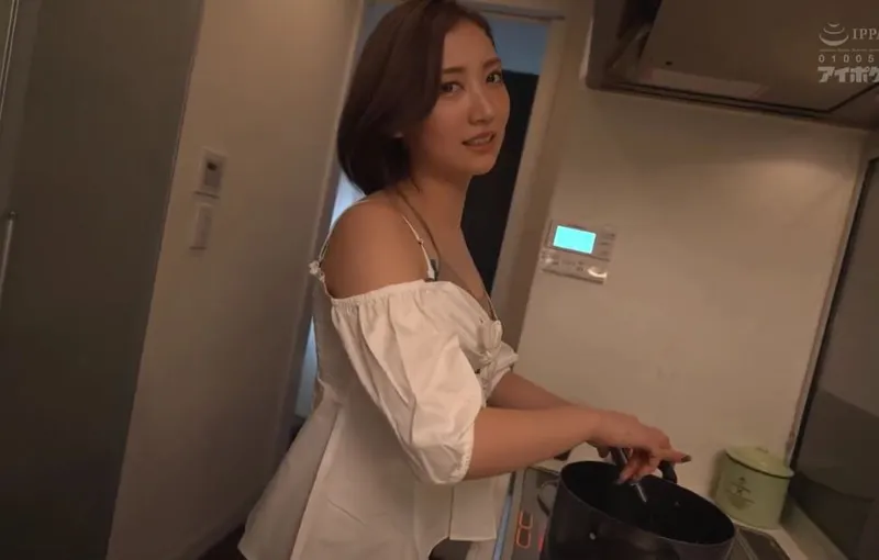 Cậu em ông xã số hưởng và người bồn chứa tinh của anh trai có chiếc lưỡi điêu luyện